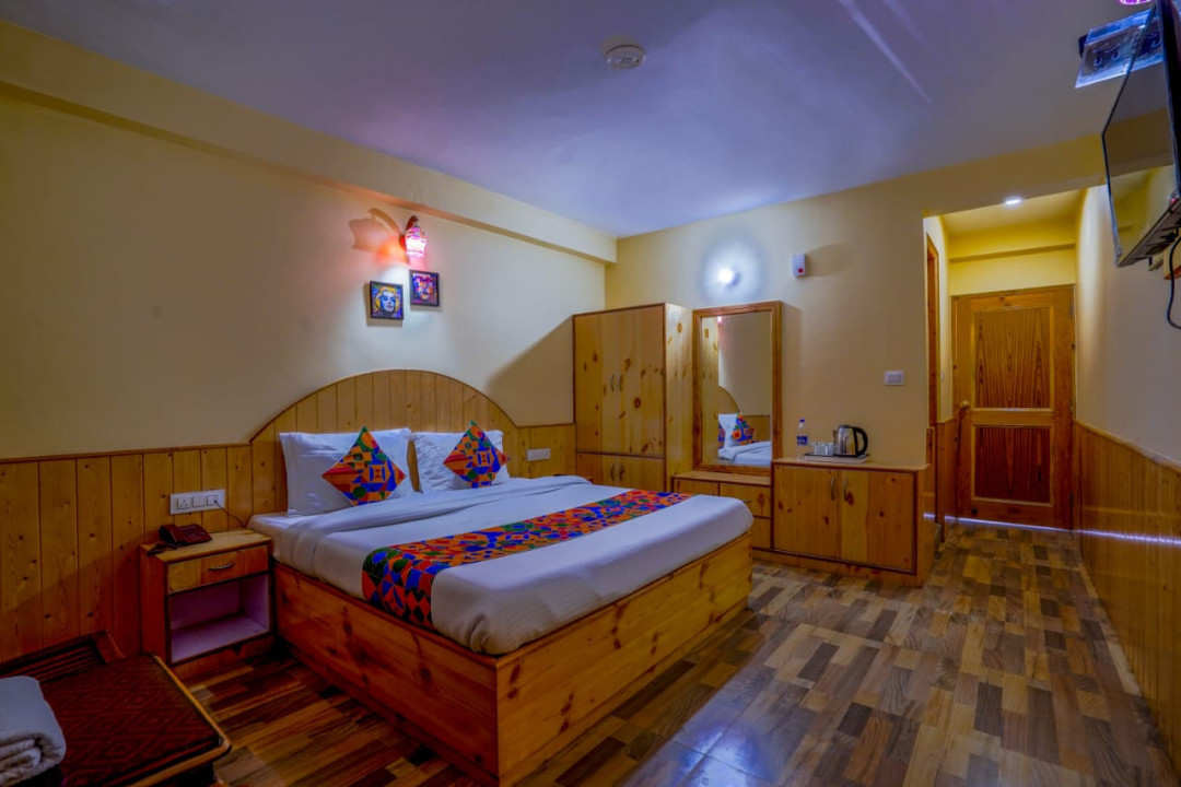 8 Rooms Hotel For Lease in Manali