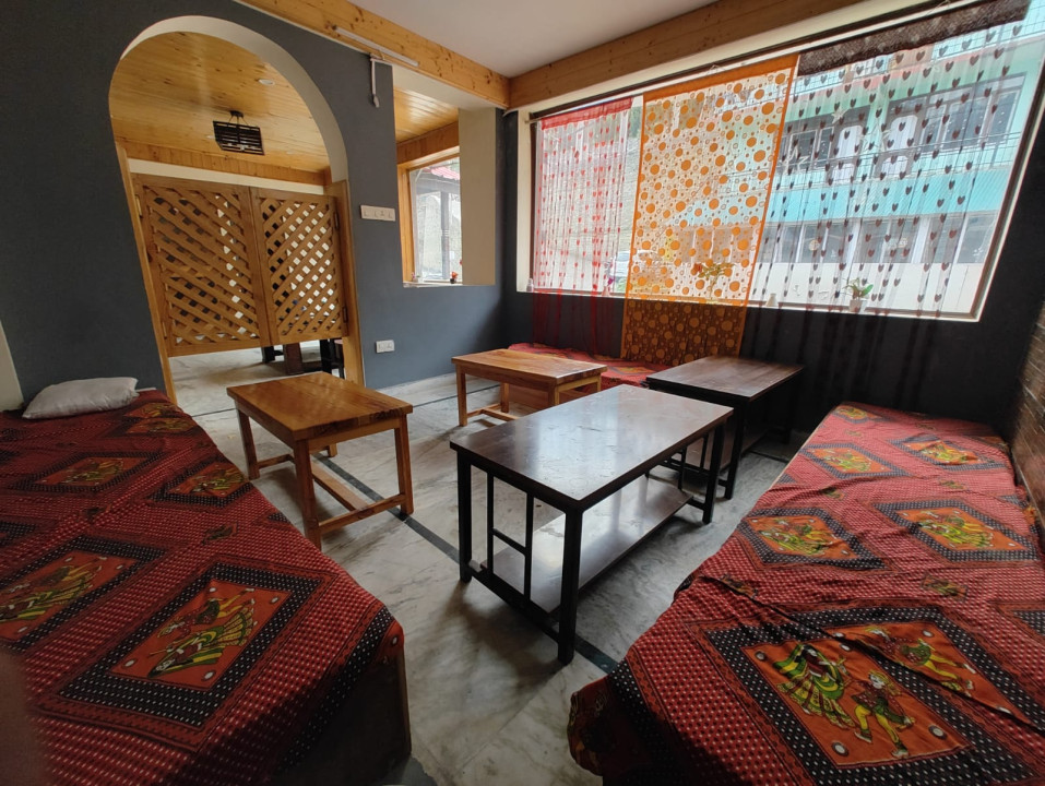 6 Rooms Hotel For Lease in Manali