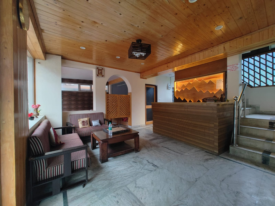 6 Rooms Hotel For Lease in Manali